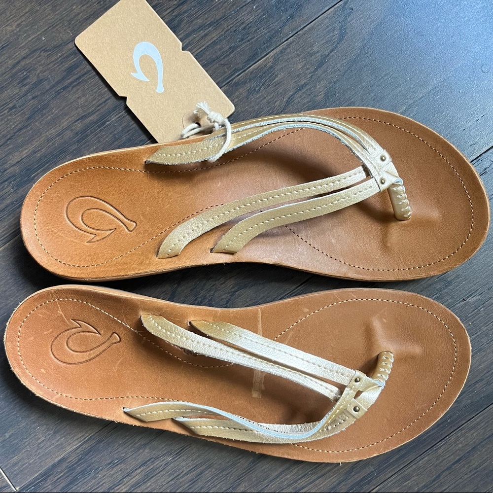 NWT Women’s Olukai U’i Sandals